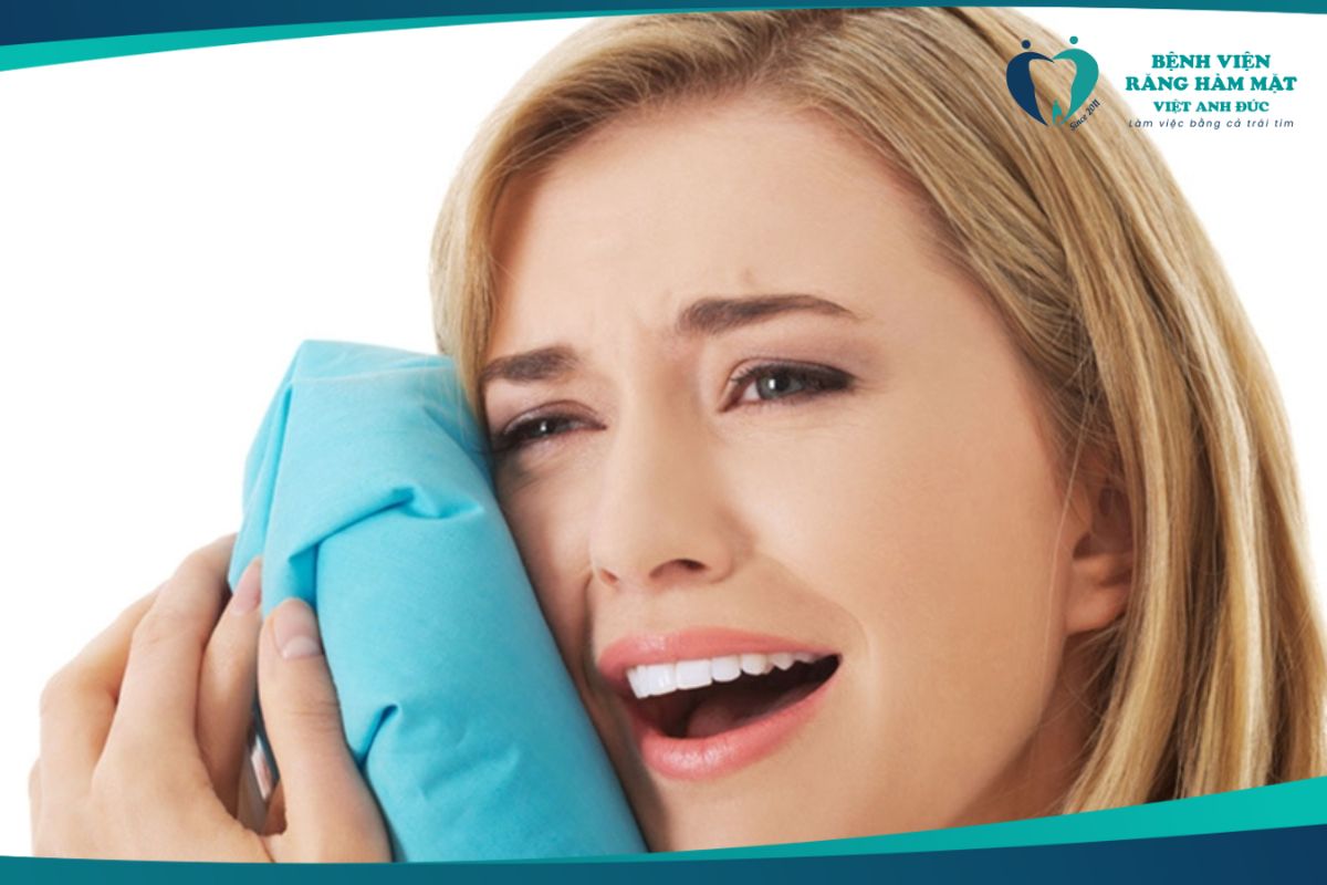 Chăm sóc sau khi nhổ răng khôn