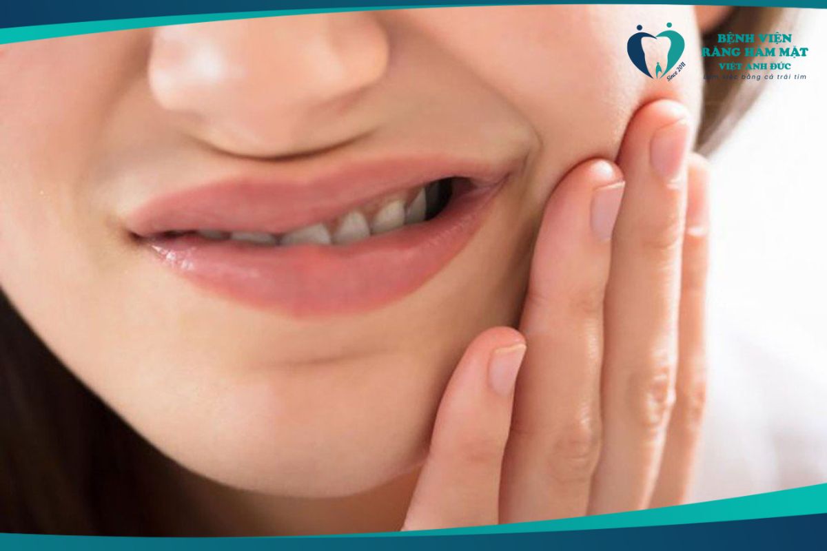 Viêm nha chu làm tăng nguy cơ mất răng