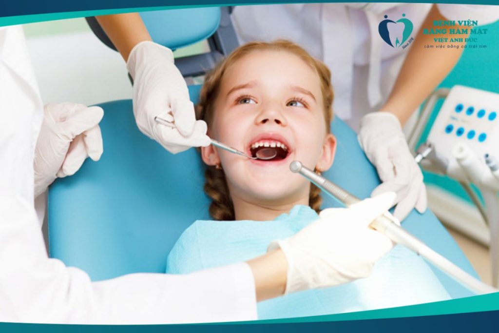 Chăm sóc răng miệng cho trẻ